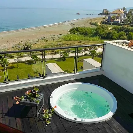 Exclusive Luxury Frontline Penthouse Del Mar - Estepona Lejlighed