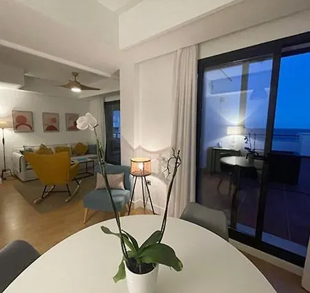 Exclusive Luxury Frontline Penthouse Del Mar - Estepona