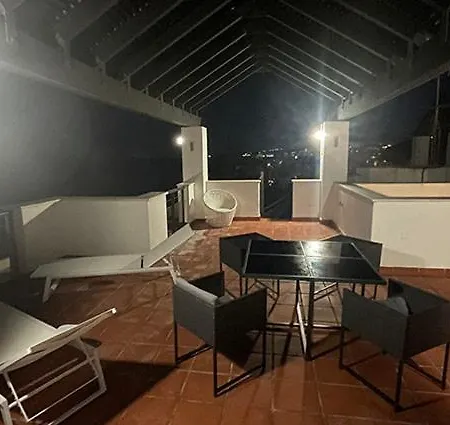 Exclusive Luxury Frontline Penthouse Del Mar - Estepona *