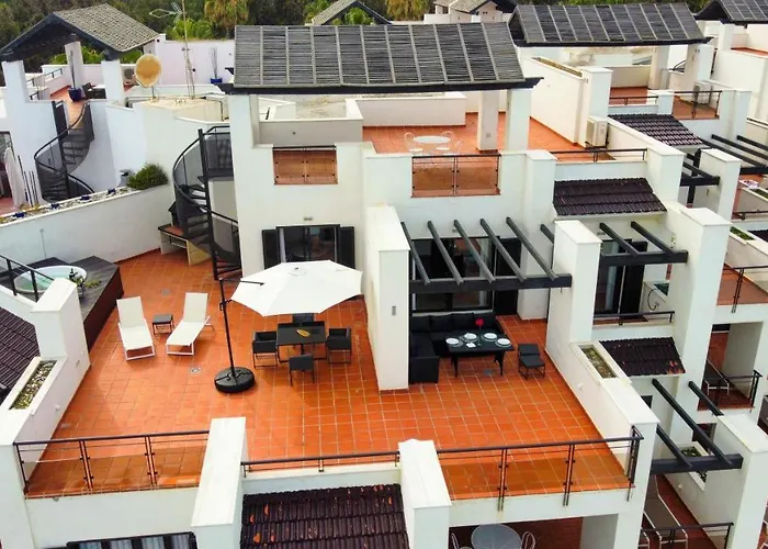 Exclusive Luxury Frontline Penthouse Del Mar - Estepona * 카사레스