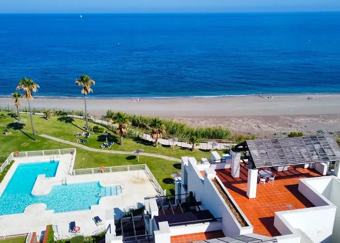 Exclusive Luxury Frontline Penthouse Del Mar - Estepona 아파트 *