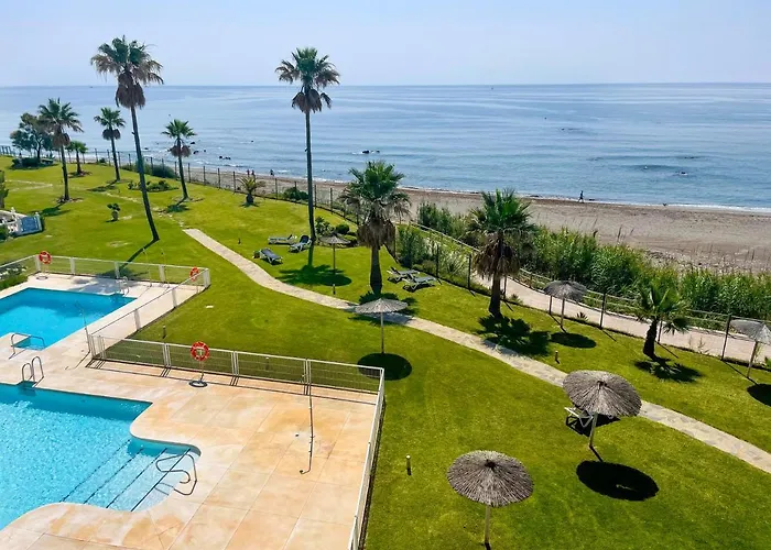 아파트 Exclusive Luxury Frontline Penthouse Del Mar - Estepona