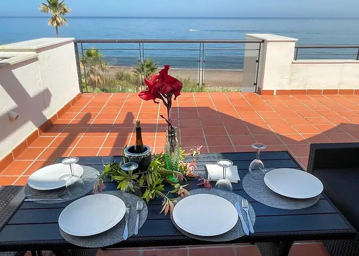 아파트 Exclusive Luxury Frontline Penthouse Del Mar - Estepona